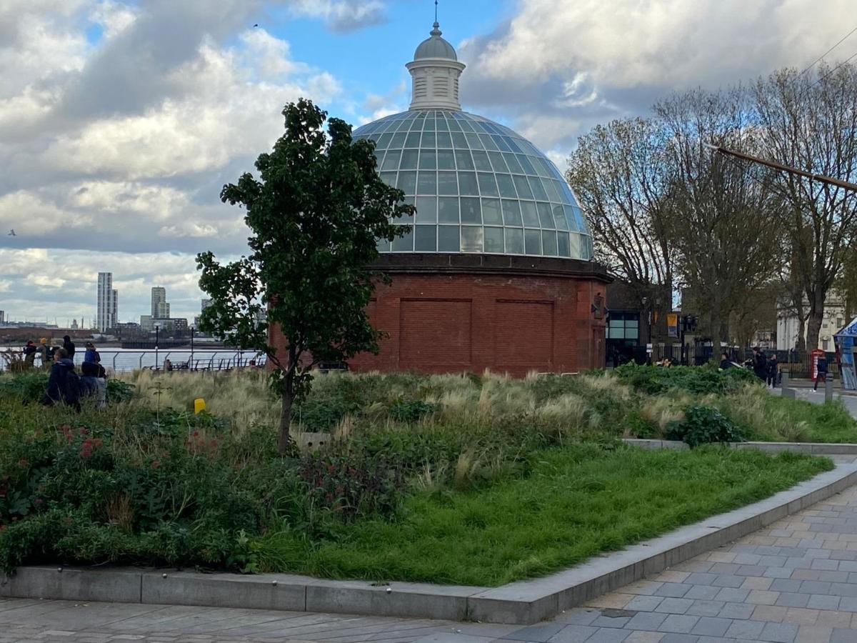 2-Bedroom Flat In Cutty-Sark, Greenwich ! London Exterior photo