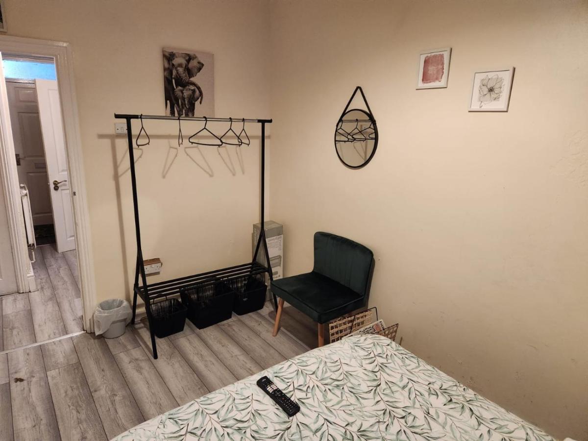 2-Bedroom Flat In Cutty-Sark, Greenwich ! London Exterior photo